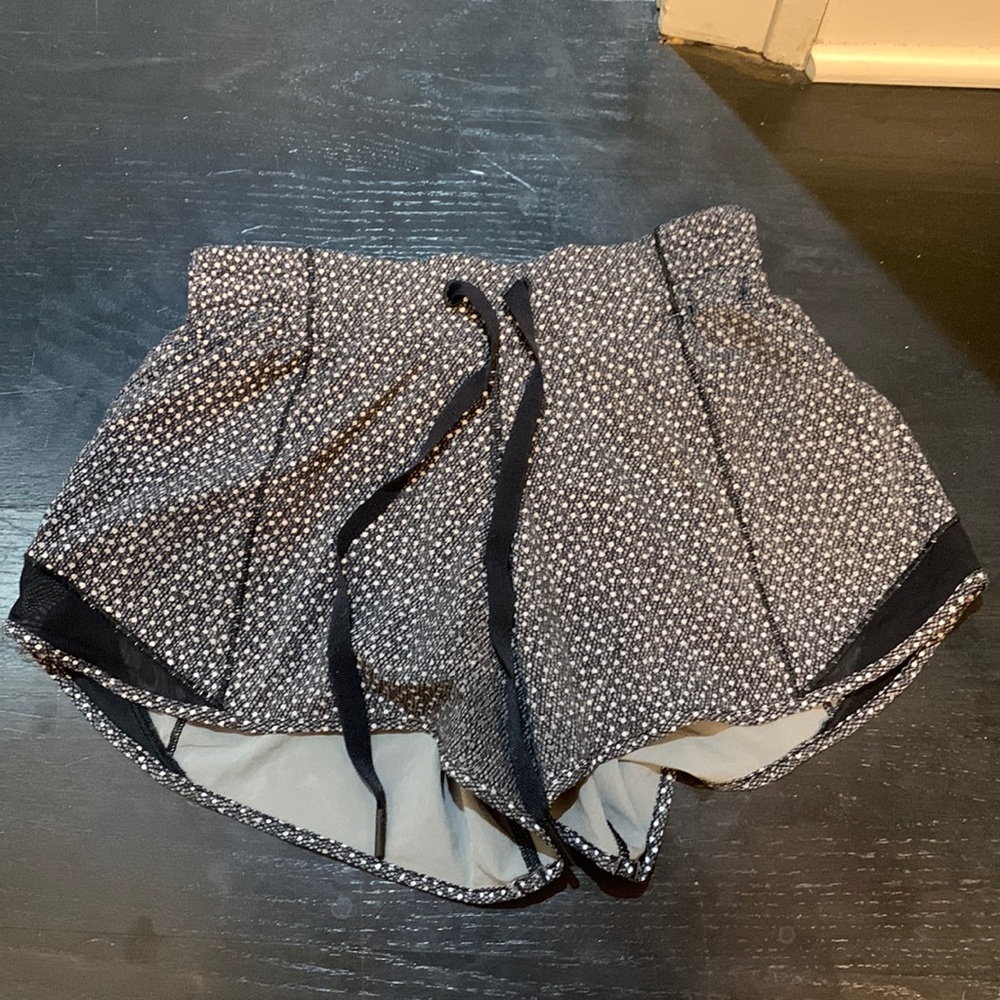 Lululemon Reflective Shorts Size 4